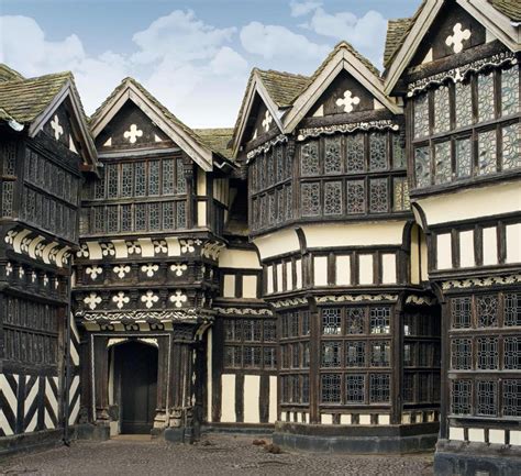 images of tudor buildings.